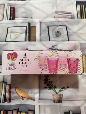 Paris Hilton Pink and Gold 4-Piece Shot Glass Set